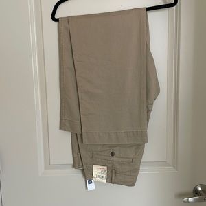 Gap vintage straight khakis NWT 36 x 32